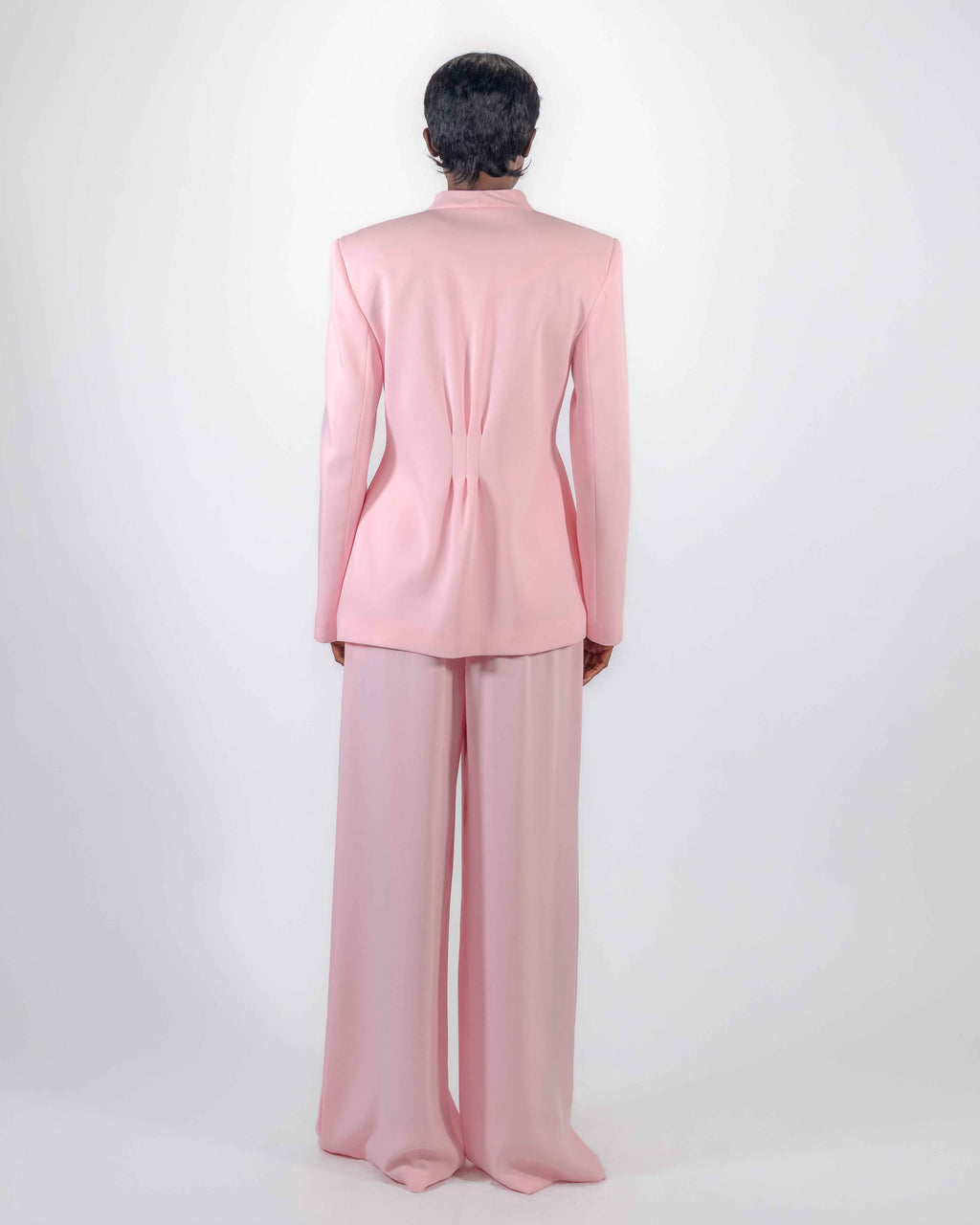 Tailleur Rose Poudré — Blazer Col V Taille Froncée & Pantalon Large CHEEYA