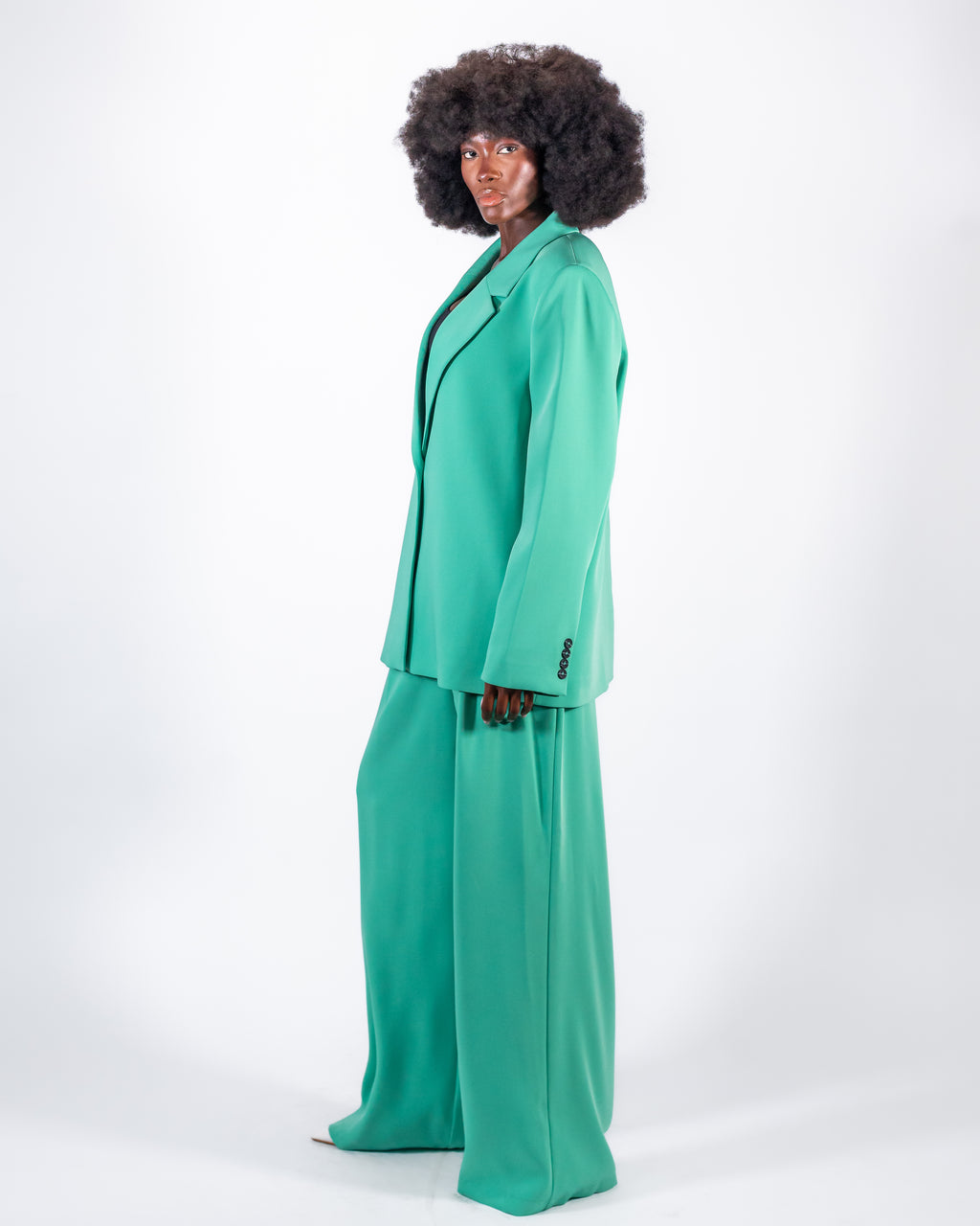 Tailleur Dos Nu Vert Émeraude — Blazer Open Back & Pantalon Large